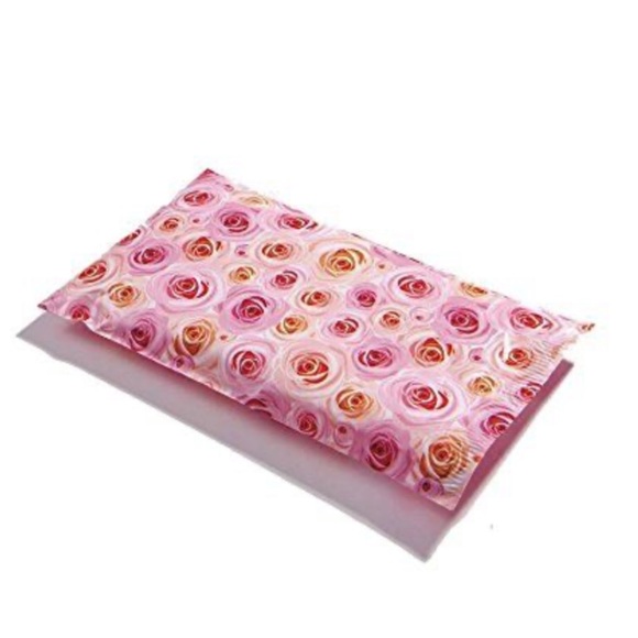 50 9x12 Pink Rose Poly Mailers PRICE IS FIRM - Picture 3 of 4